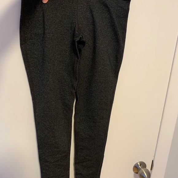 Grey TNA leggings - Picture 3 of 3